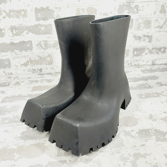 New Balenciaga Trooper Black Rubber Square Toe Rain Boots F741 - Picture 2 of 14